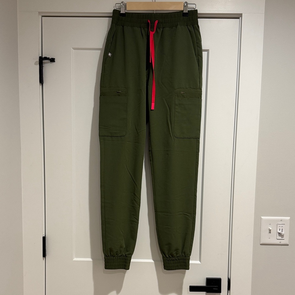 Figs Olive green scrub pants